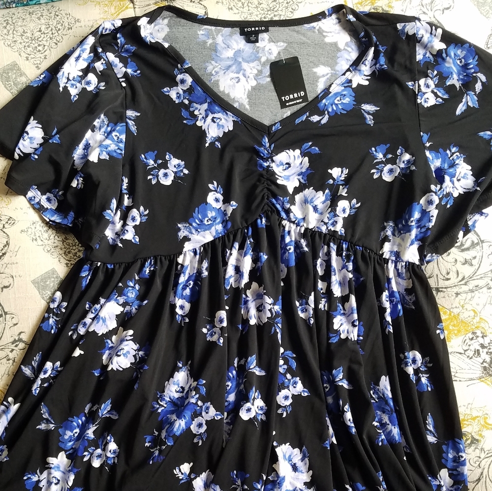 🆕️Torrid Floral Print Cinched Front Babydoll Top - Picture 5 of 9